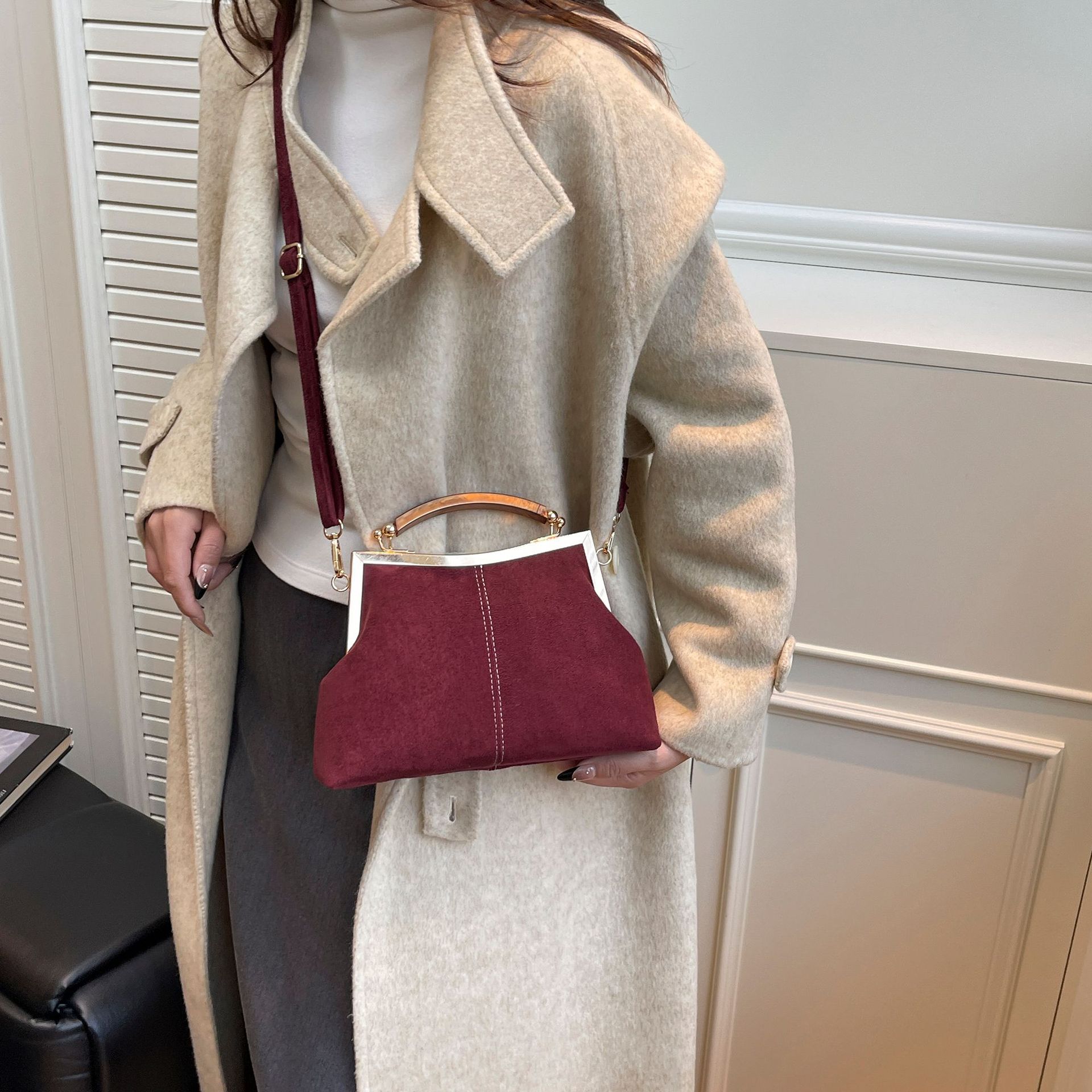 Bucket Bag Suede - Retro matte suede velvet shell single-shoulder