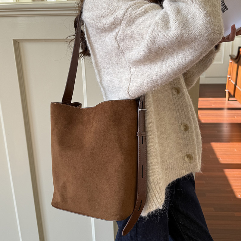 INS Suede Composite Bag Retro  - Bucket Bag Suede ulasan dan harga