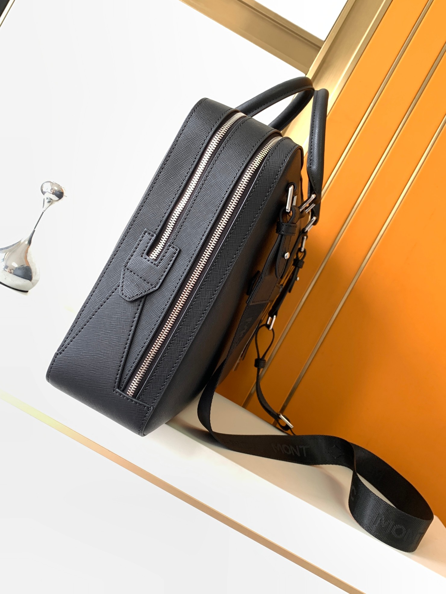 Luxury Men's Top-Handle Bags P - Luxury Bags Laptop ulasan dan harga